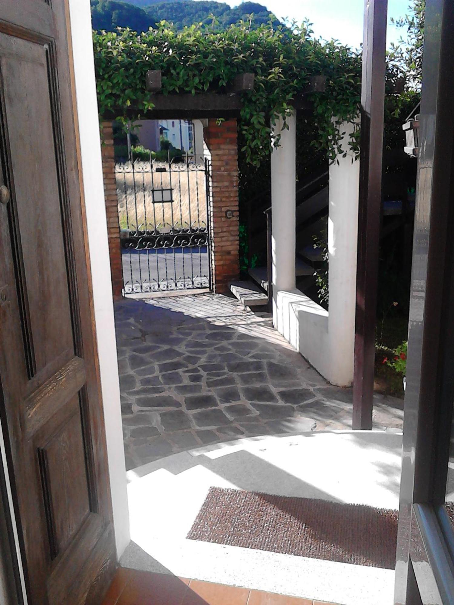 B&B Le Colombine Abbadia Lariana Exterior foto